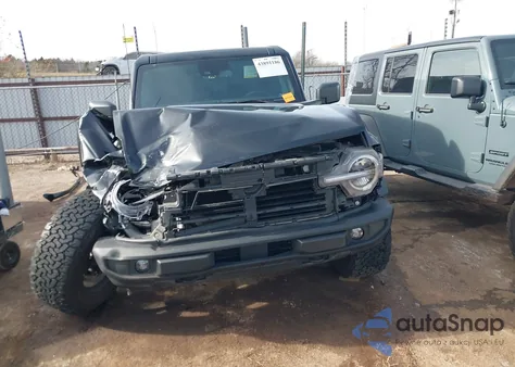 2023 Ford Bronco Big Bend z USA, uszkodzony, nr VIN 1FMEE5BP0PLA92875